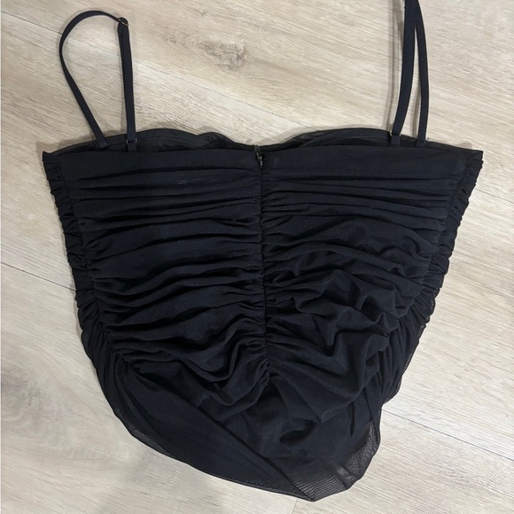 Black Ruched Babaton Top - Picture 4 of 5